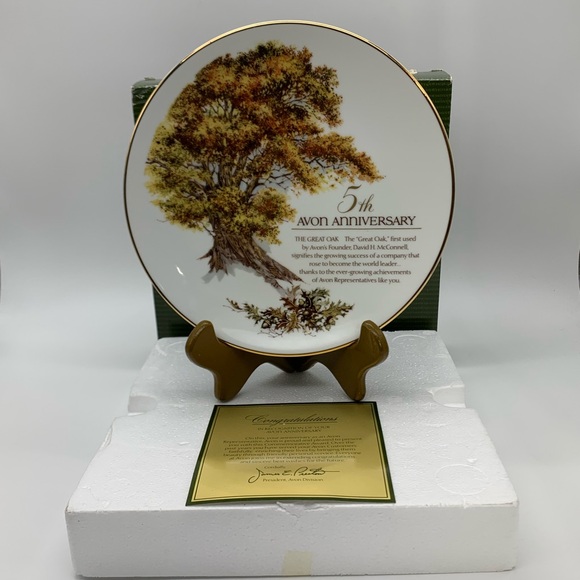 Avon 5th Anniversary 1987 Fine Porcelain Plate The Great Oak 22k gold Trim Japan - Picture 1 of 11